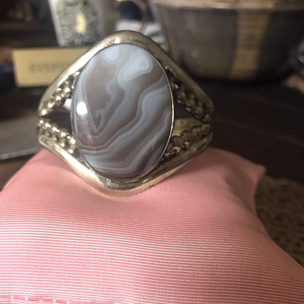NEW Mother of Pearl w/ Abalone bracelet